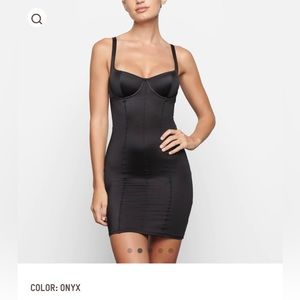 ! SKIMS ! Stretch Satin Dress - Onyx XS